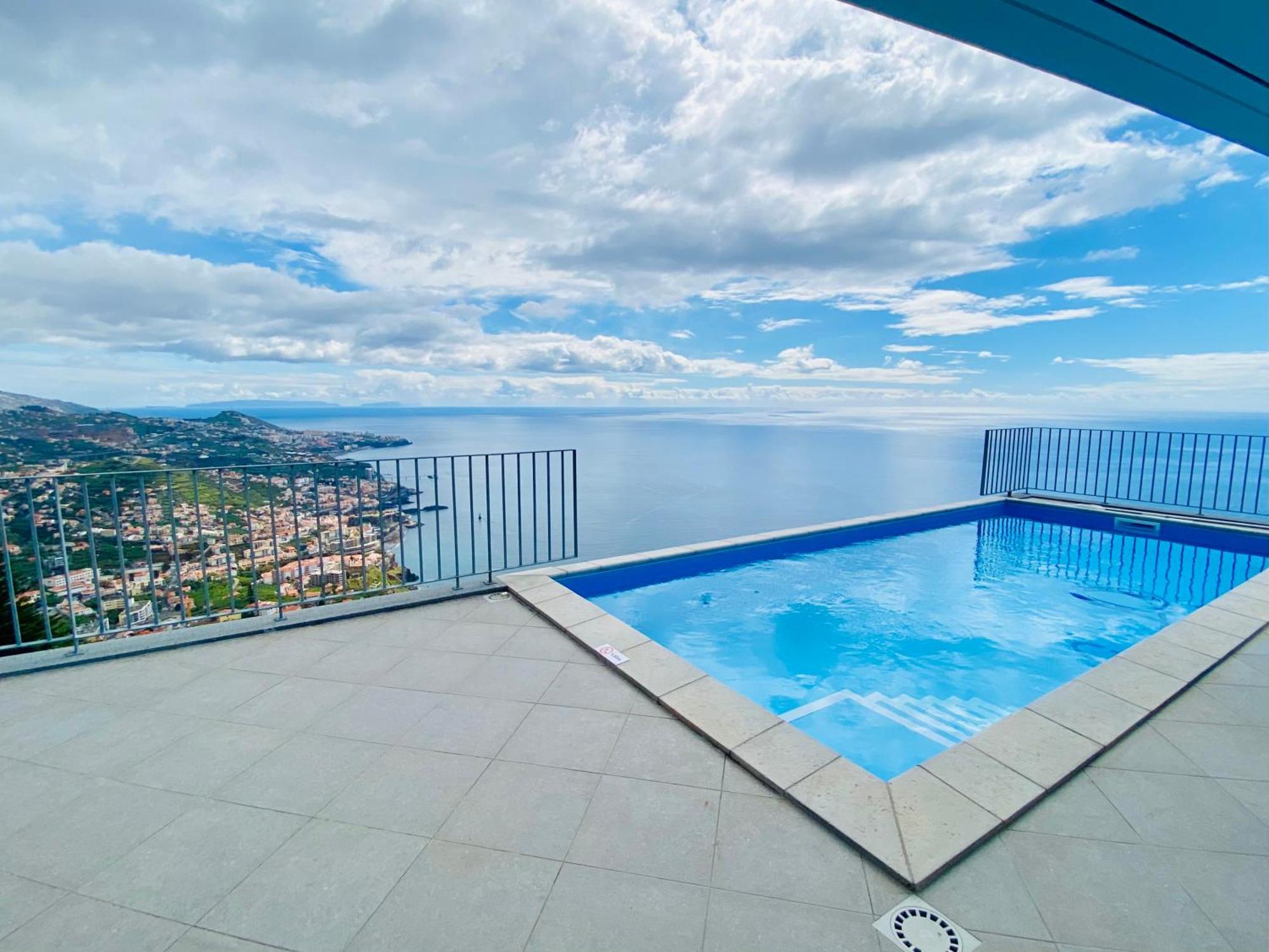 Peak A Boo Private Heated Pool And Private Parking Villa Câmara de Lobos Eksteriør bilde